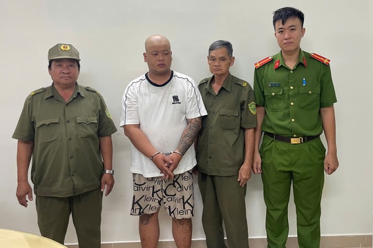 Cảnh sát theo dấu bắt kẻ giật điện thoại của thiếu nữ