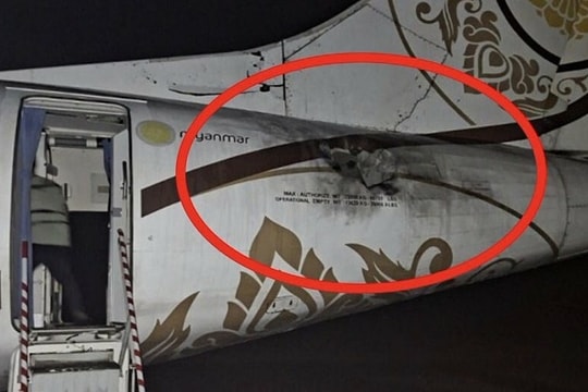 Drone tự sát tấn công máy bay chở khách Myanmar