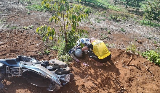 Lâm Đồng: Ba người trong gia đình tử vong sau vụ tai nạn