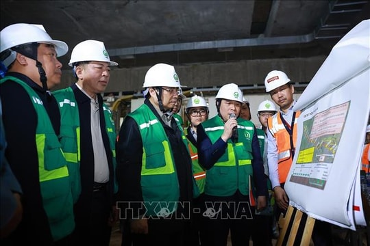 Thủ tướng Phạm Minh Chính: Quy hoạch phát triển ngành đường sắt với tầm nhìn trên 100 năm