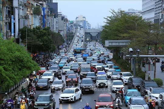 Cửa ngõ Thủ đô đông kín, giao thông nội đô cơ bản ổn định trong ngày cuối kỳ nghỉ Tết