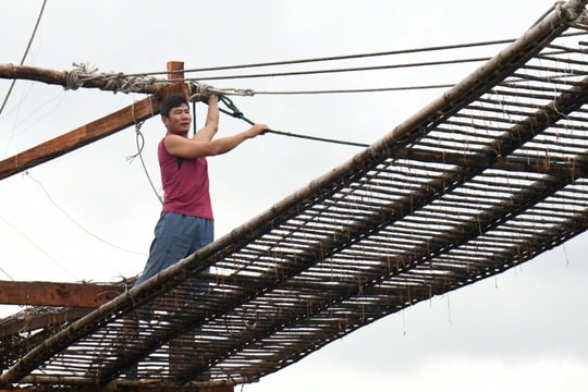Bốc thăm “chia đất” trên tàu ở Trường Sa