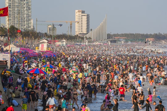 Bắc Bộ mưa phùn, Nam Bộ nắng nóng