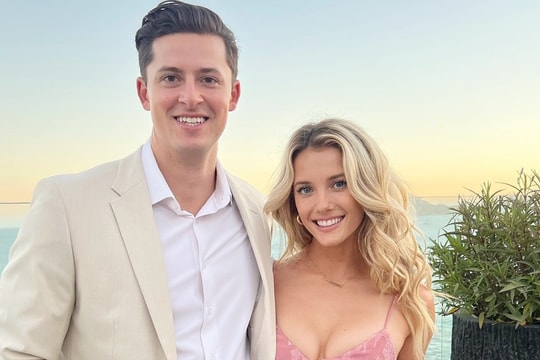 Gu mặc của 'Tay đua quyến rũ nhất hành tinh'