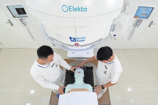 Xạ trị chữa ung thư hạ họng thế nào