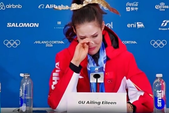 Vì sao Eileen Gu bật khóc khi giành HC vàng Olympic mùa Đông?