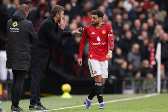 5 thay đổi của Carrick giúp Man Utd khởi sắc