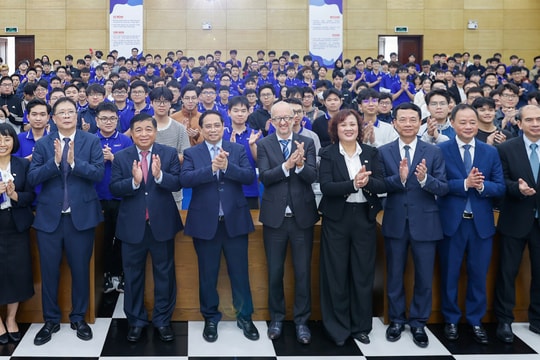 Thủ tướng: Khoa học công nghệ là chìa khóa vạn năng