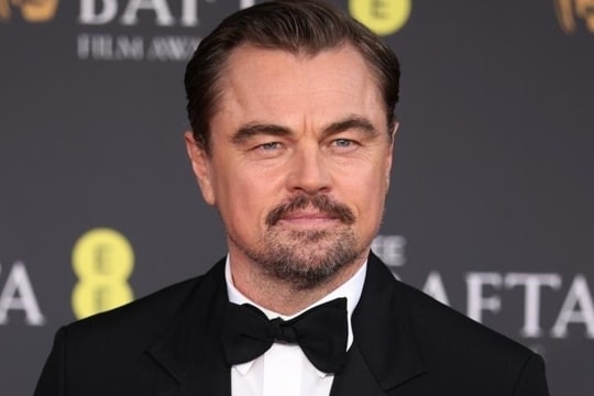Leonardo DiCaprio và Timothée Chalamet thua sốc