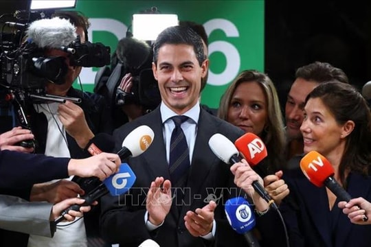 Điện chúc mừng Thủ tướng Vương quốc Hà Lan