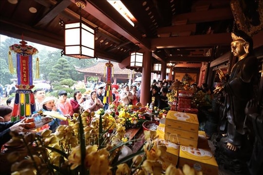 Kiểm soát thị trường, an toàn thực phẩm dịp lễ hội đầu Xuân