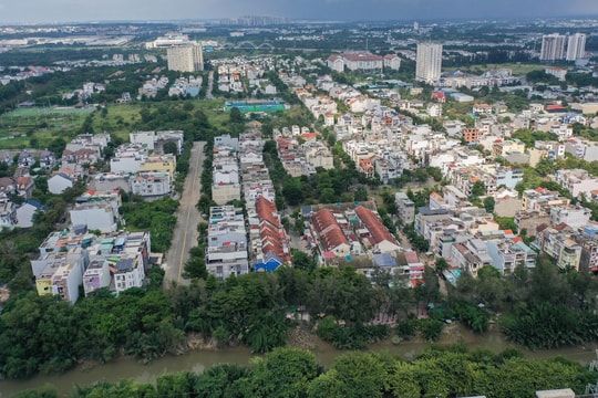 Nhiều đại gia địa ốc thắng lớn