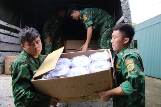 Đưa gần 8.800 sĩ quan quân đội về cấp xã