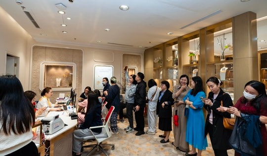 Giá bạc hôm nay 24-2: Một thương hiệu bạc quá tải ngay trong ngày mở bán đầu tiên