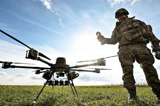 'Tử thần bay' thống trị chiến trường 4 năm xung đột Nga - Ukraine