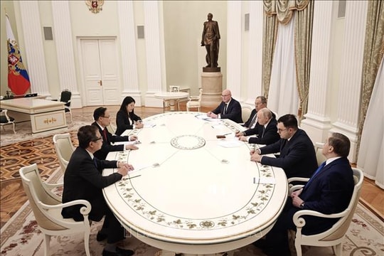 Đặc phái viên của Tổng Bí thư Tô Lâm hội kiến Tổng thống Liên bang Nga