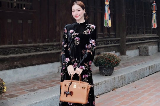 Hòa Minzy phối áo dài với loạt túi hiệu
