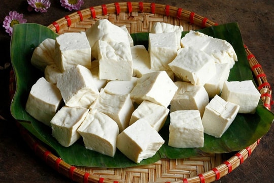 Ba nhóm thực phẩm nên ăn để giảm buồn nôn