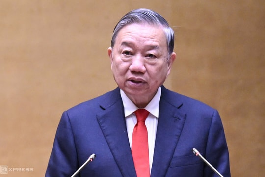 Tổng Bí thư: Xây điểm tựa kinh tế, chấn hưng nền tảng văn hóa