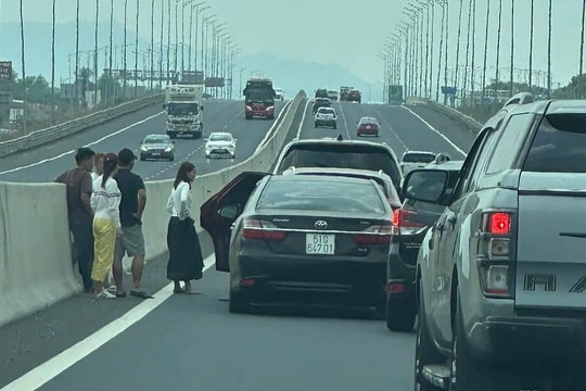 Lý do tai nạn liên hoàn chủ yếu xảy ra ở làn trái cao tốc