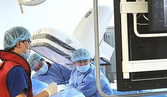 Vinmec Nha Trang cứu sống du khách Hàn Quốc nguy kịch, đưa về nước an toàn