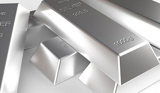 Giá bạc hôm nay 25/2: Tiếp đà tăng, vượt 90 triệu đồng/kg