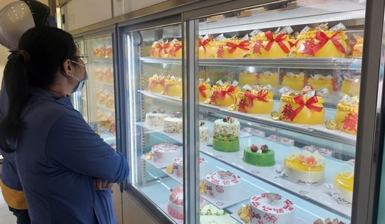 Ngoài vàng bạc, những mặt hàng nào đang “cháy hàng” dịp vía Thần Tài?