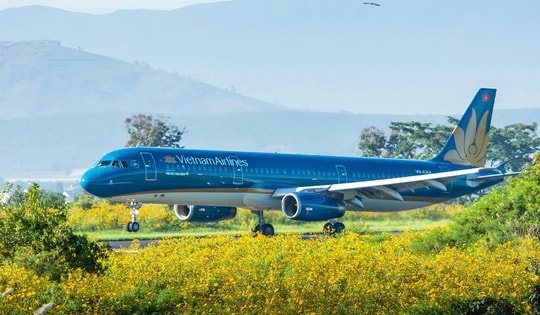 Sân bay Liên Khương tạm đóng cửa, khách bay đổi, hoàn vé ra sao?