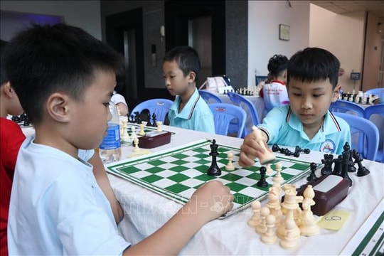 Khai mạc Giải Cờ vua, Cờ tướng các nhóm tuổi trẻ miền Trung