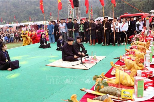 Lễ hội Lồng tồng: Tái hiện lại nét đẹp văn hóa của cư dân vùng hồ Ba Bể