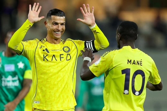 Ronaldo ghi bàn và kiến tạo cho Al Nassr