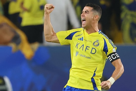 Ronaldo sắp trở lại bóng đá Tây Ban Nha trên cương vị ông chủ