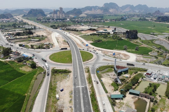 Chốt mức phí đường bộ với 5 dự án cao tốc Bắc Nam