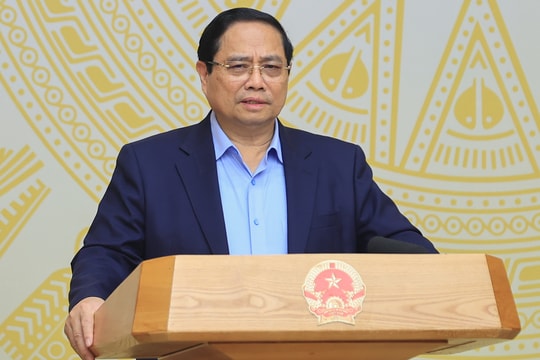 Thủ tướng: Cần có chính sách nhà ở cho người thu nhập trung bình