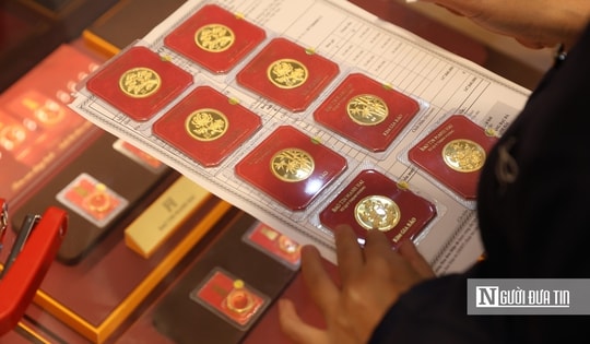 Cửa hàng tăng nguồn cung, mở rộng điểm bán; khách chuộng vàng giá trị nhỏ ngày vía Thần Tài