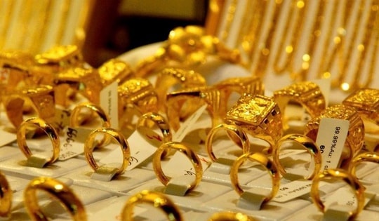 Giá vàng chiều nay 26/2: Ngày vía Thần Tài, vàng nhẫn được "săn đón"