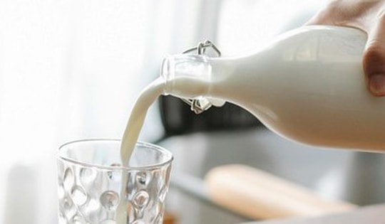 Uống nhầm một loại nước "không coi ngày", người đàn ông sụt cân nghiêm trọng