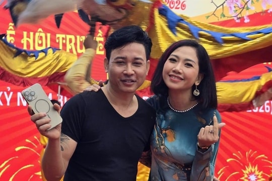 MC Mỹ Vân 'thoát chết' ở lễ hội