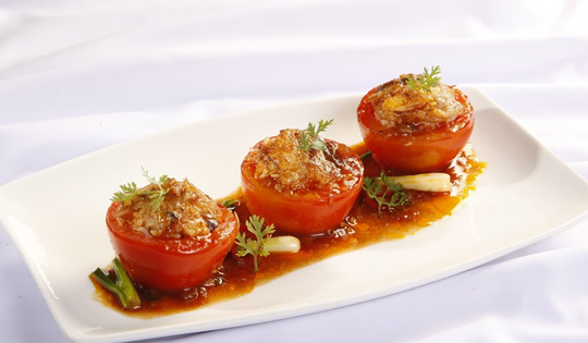 2 loại quả dễ tồn dư thuốc trừ sâu nhất, loại số 1 nhìn cực bắt mắt ngoài chợ