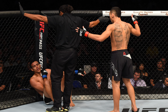 Bị đánh liệt thân suýt giải nghệ, cao thủ khu ổ chuột chờ 11 năm để 'báo thù'