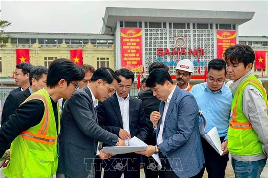 Metro Nhổn - Ga Hà Nội tăng tốc đoạn ngầm: Hoàn thiện đến đâu, trả lại mặt bằng đến đó