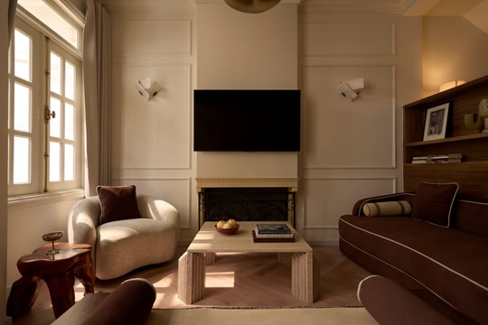 Nhà phố với phong cách thiết kế 'hiện đại nhưng mềm mại’'