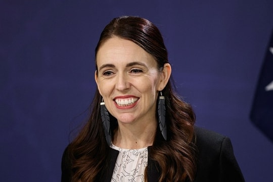 Cựu thủ tướng New Zealand đưa cả nhà tới sống ở Australia