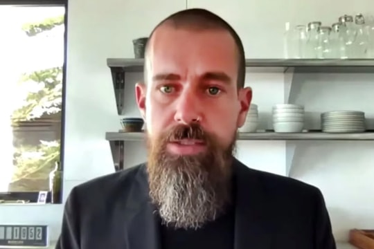 'Cha đẻ' Twitter: Hầu hết công ty rồi cũng phải sa thải vì AI