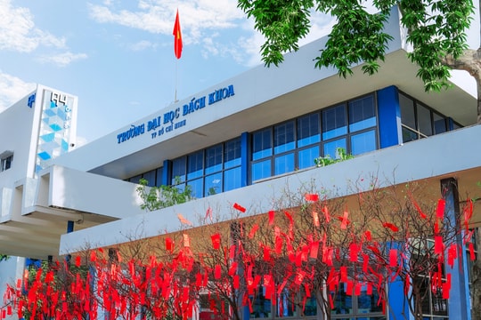 Đại học Bách khoa TP HCM tăng học phí