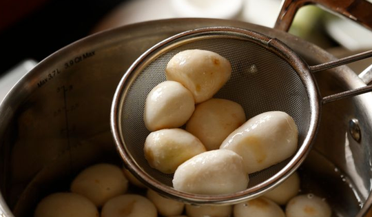 Loại củ ít "ngậm" thuốc trừ sâu, bổ ngang thịt cá mà ít ai hay