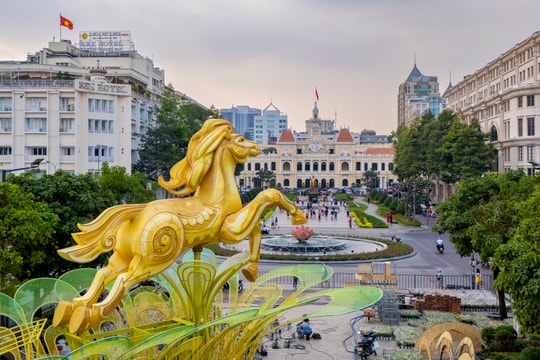 Công nghiệp văn hóa, dịch vụ TP.HCM thu 12.150 tỷ đồng dịp Tết