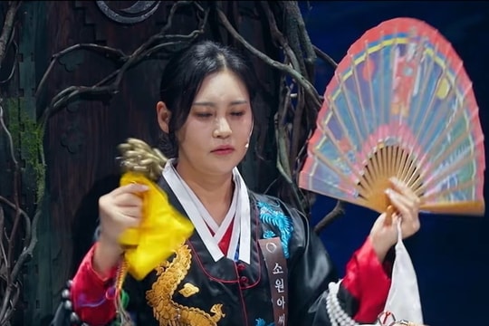 Show 49 thầy bói tranh tài gây sốt