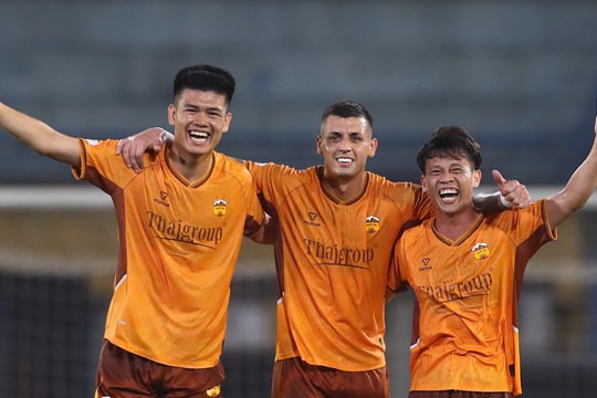 Kết quả vòng 14 V.League: HAGL thua ngược CLB Công an Hà Nội