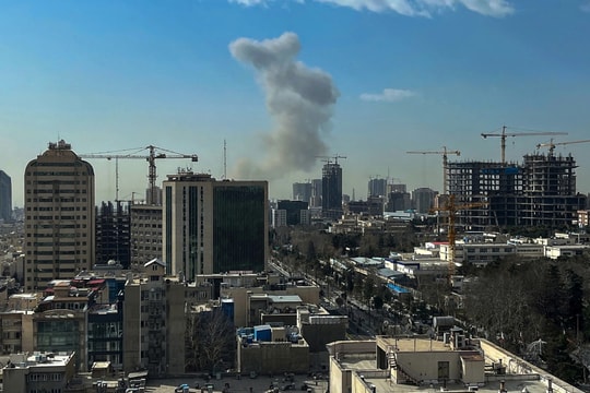 Hình ảnh đầu tiên cuộc tấn công của Mỹ - Israel vào Iran